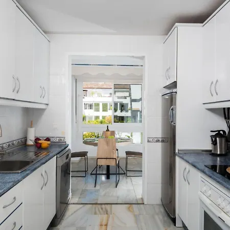 아파트 Penthouse Greenview By Interhome *
